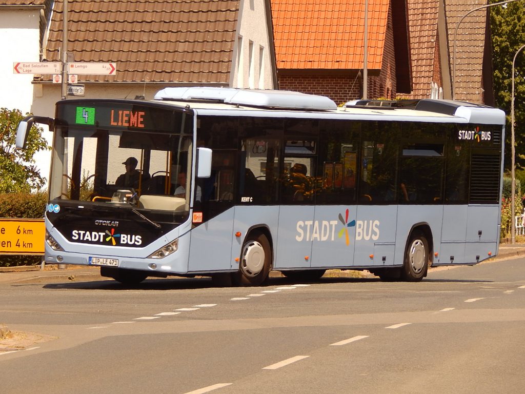 Stadtbus Linie 4 verbindet